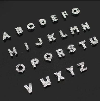 アルファベットチャーム 26文字 A-Z DIY ラインストーン ジルコン パーツ イニシャルチャーム アクセサリーパーツ 手作り ネームチャーム 推し活グッズ 2個セット